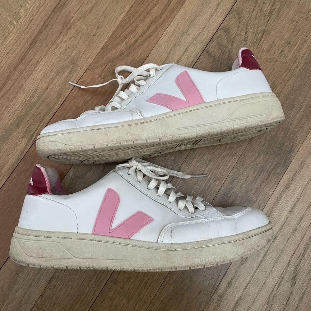Veja Women's Leather Sneakers in White with Pink V Logo